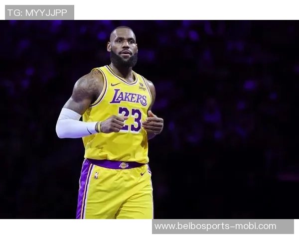 夸梅赞詹姆斯精彩表现十步上篮得分展现历史得分王的优雅风采